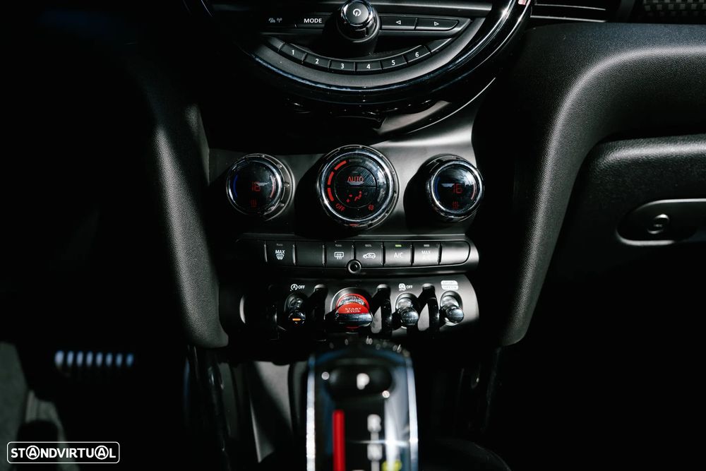 MINI Cabrio John Cooper Works Auto Desportiva - 15