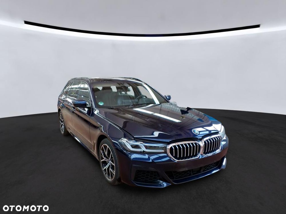 BMW Seria 5 540i xDrive - 3