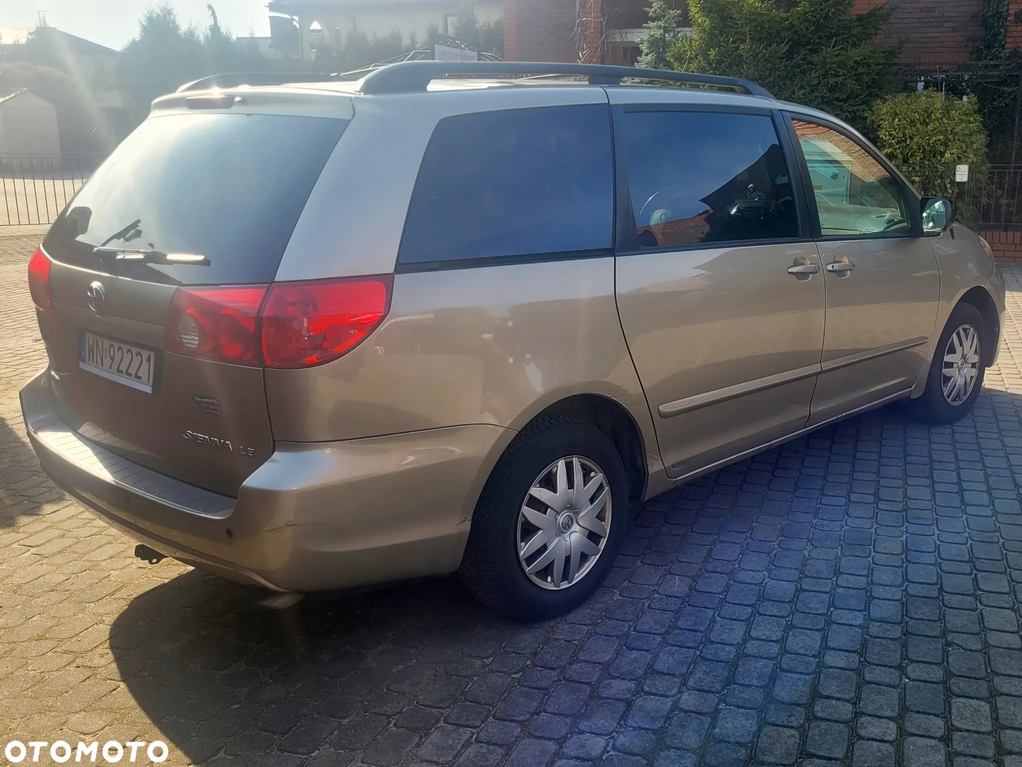 Toyota Sienna 3.5 V6 - 5