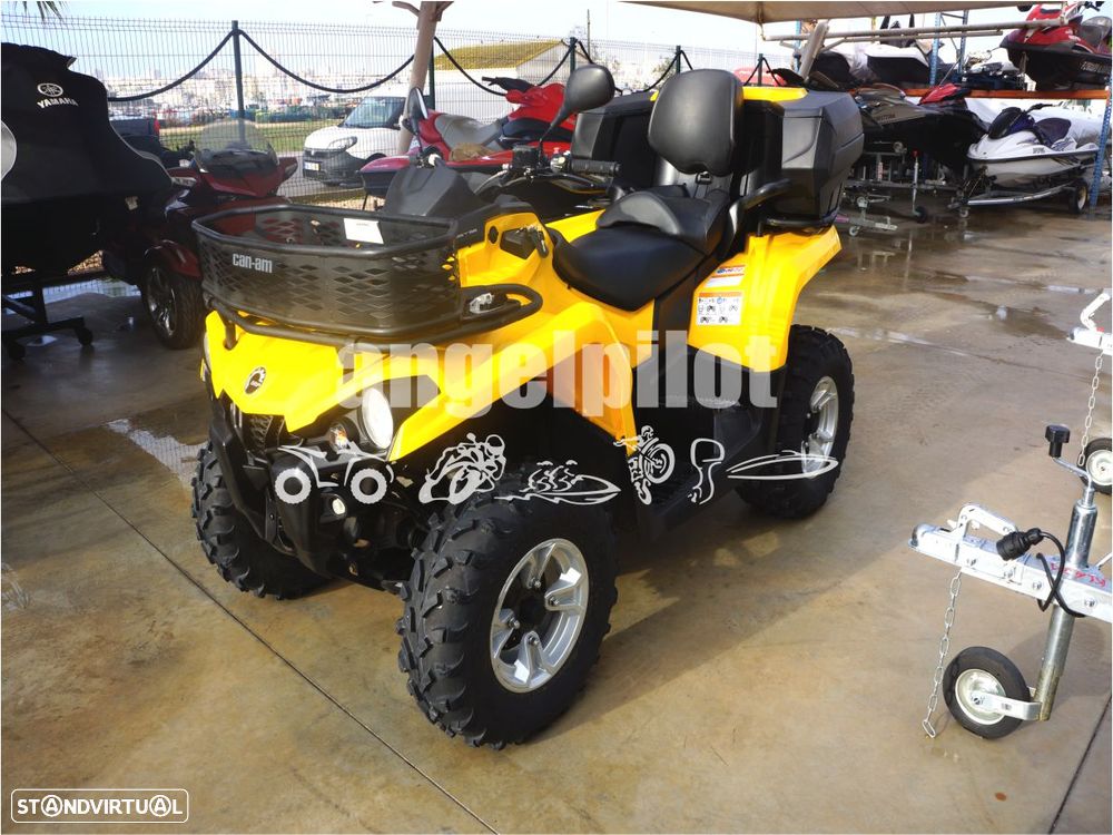 Can-Am Outlander 570 MAX - 1