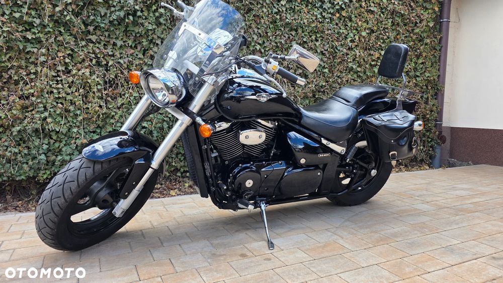 Suzuki Intruder - 27