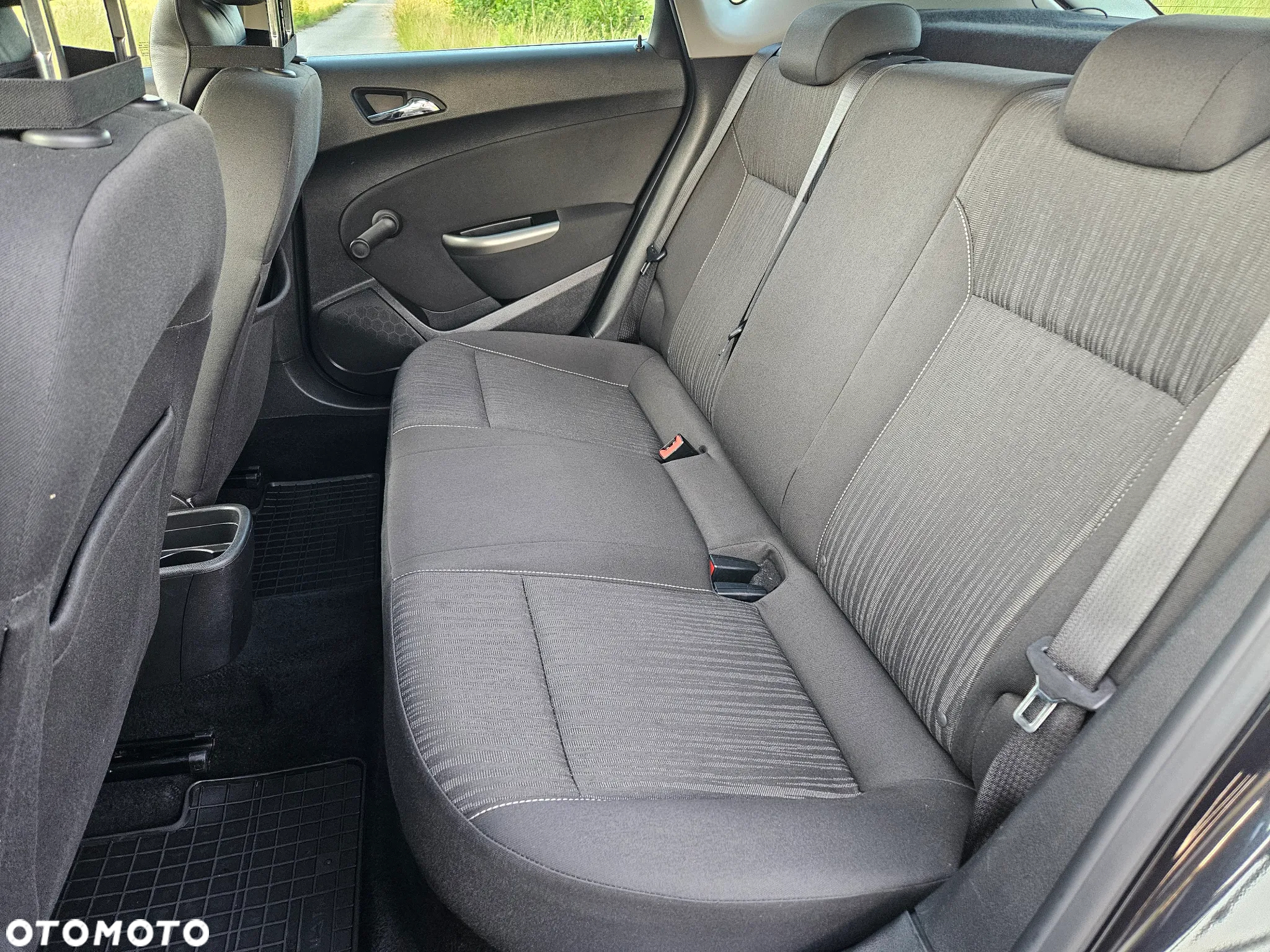 Opel Astra - 10