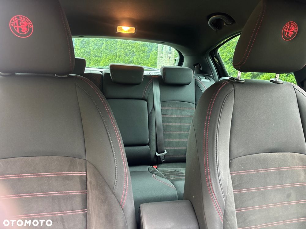 Alfa Romeo Giulietta 2.0 JTDM 16V Sprint - 26