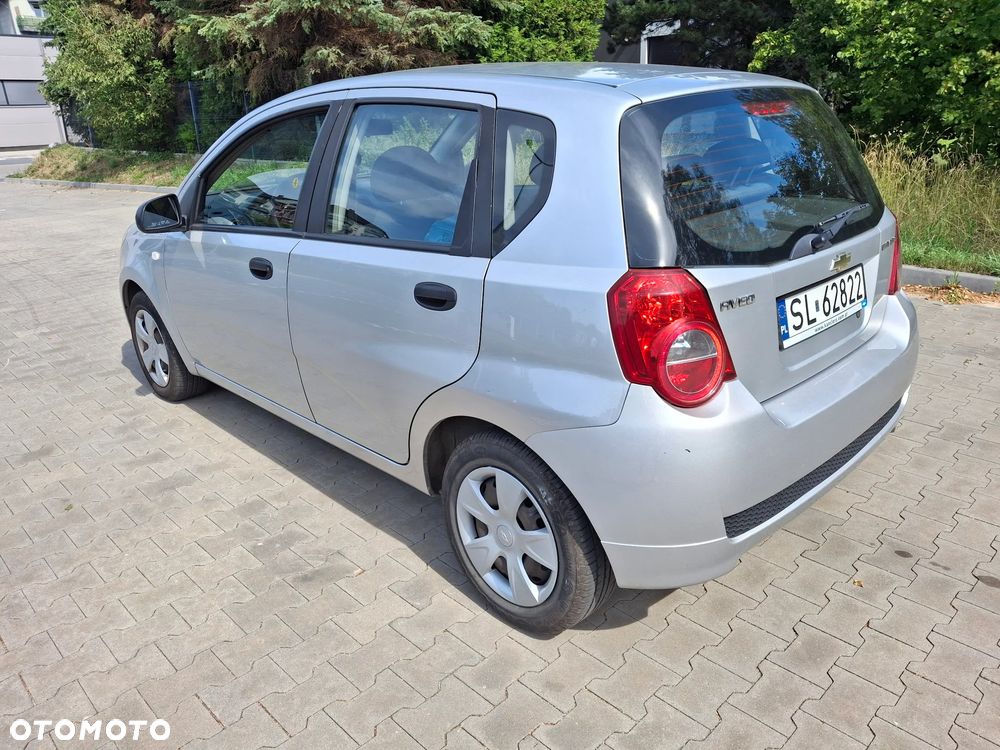 Chevrolet Aveo - 8