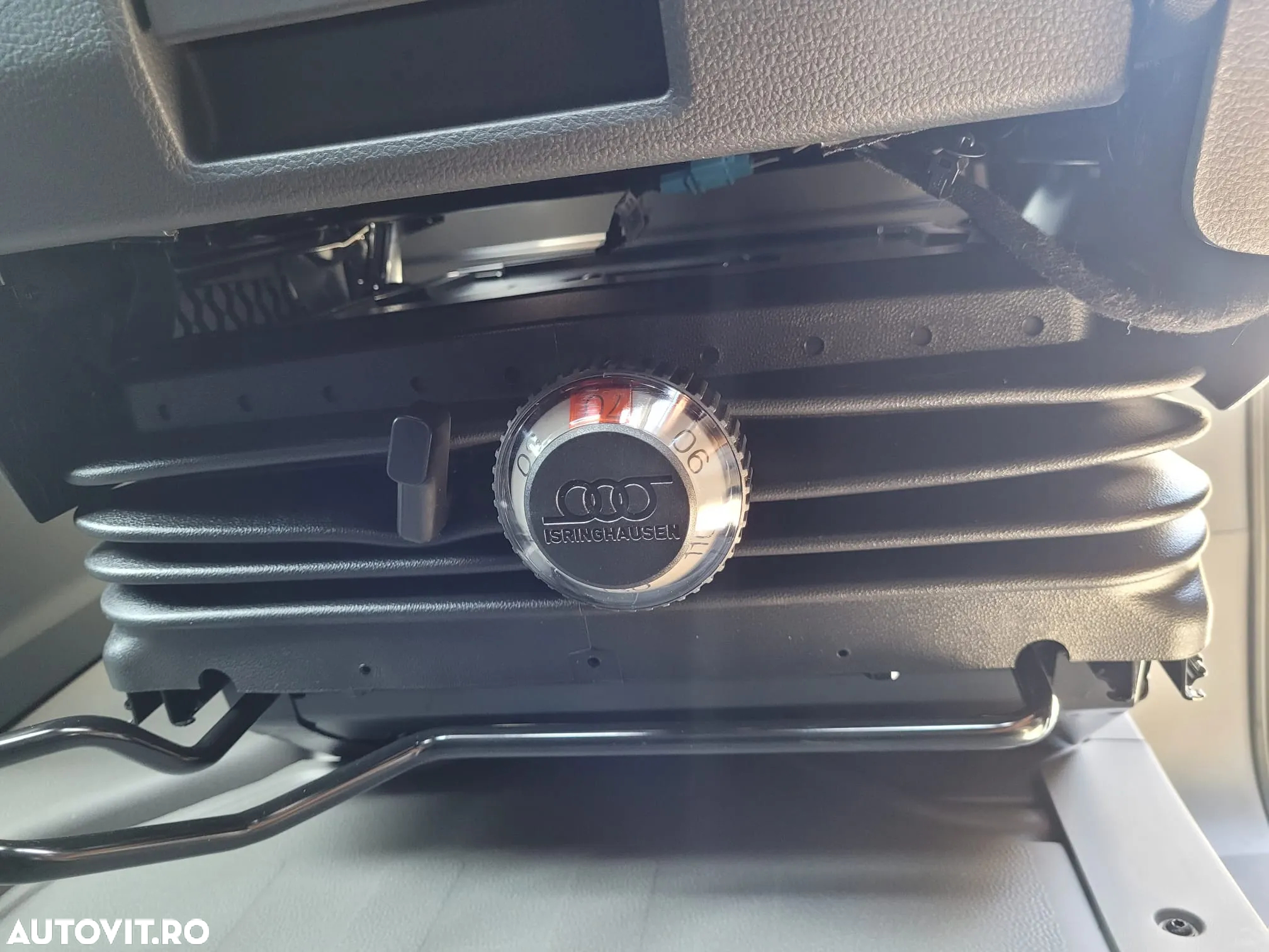 Volkswagen Crafter 35 Furgon L4H3 140CP M6 - 11