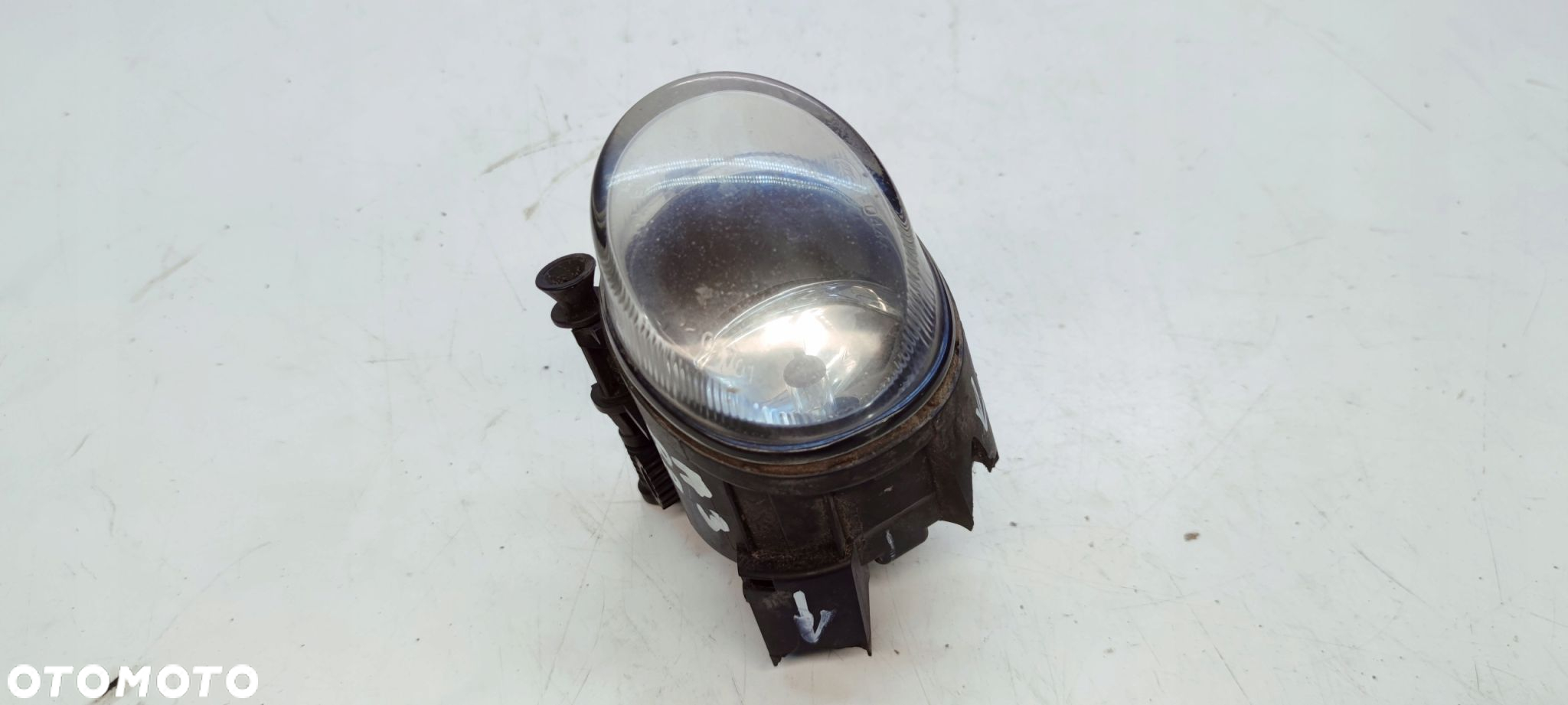 HALOGEN LEWY PRZÓD AUDI A3 8P A4 B7 8E0941699C USZKODZONY - 3