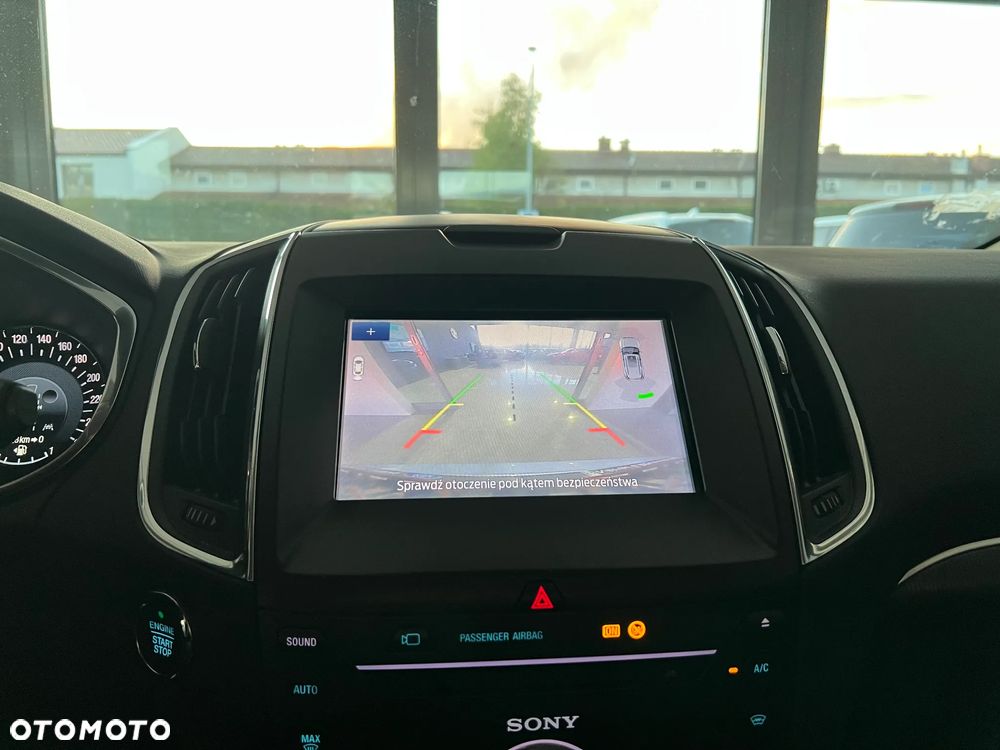 Ford S-Max 2.0 EcoBlue Titanium - 33