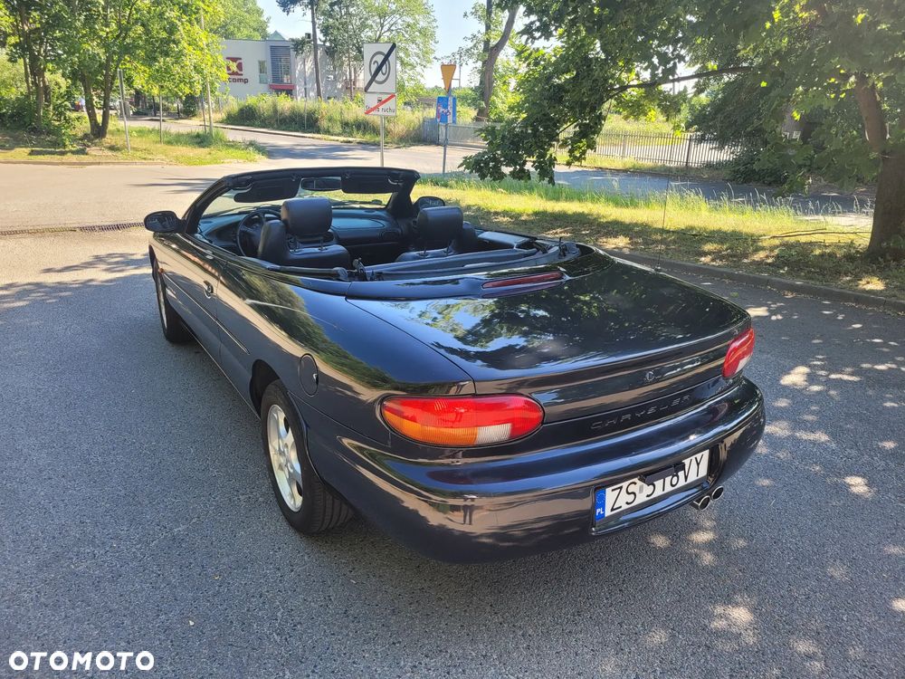 Chrysler Stratus LX 2.5 - 4