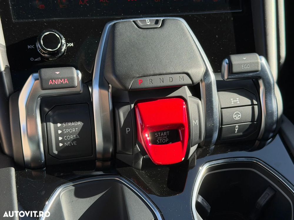 Lamborghini URUS - 28