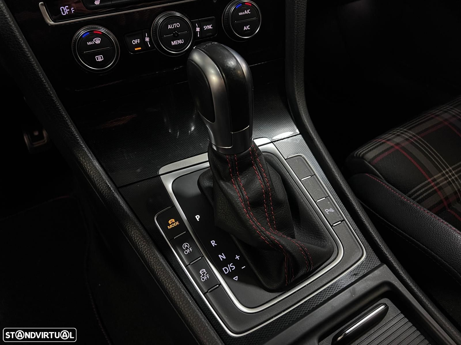 VW Golf 2.0 TSi GTi DSG Performance - 10