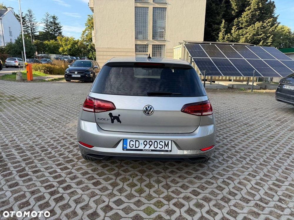 Volkswagen Golf 1.0 TSI Trendline DSG - 5