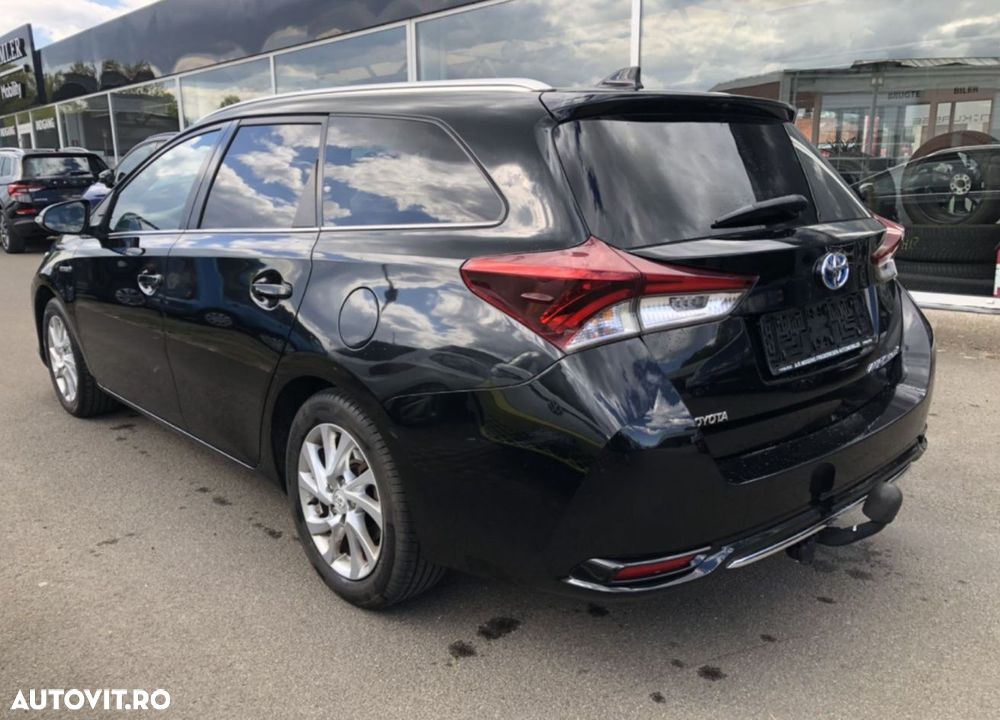 Toyota Auris 1.8 VVT-i Automatik Comfort - 3