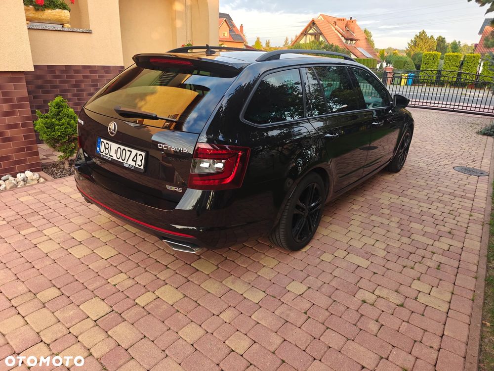 Skoda Octavia 2.0 TDI SCR 4x4 RS DSG - 6