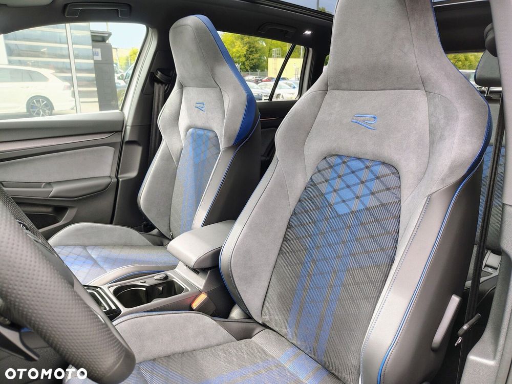 Volkswagen Golf Variant - 18