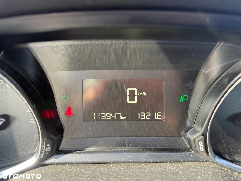 Peugeot 308 1.6 THP Active - 21