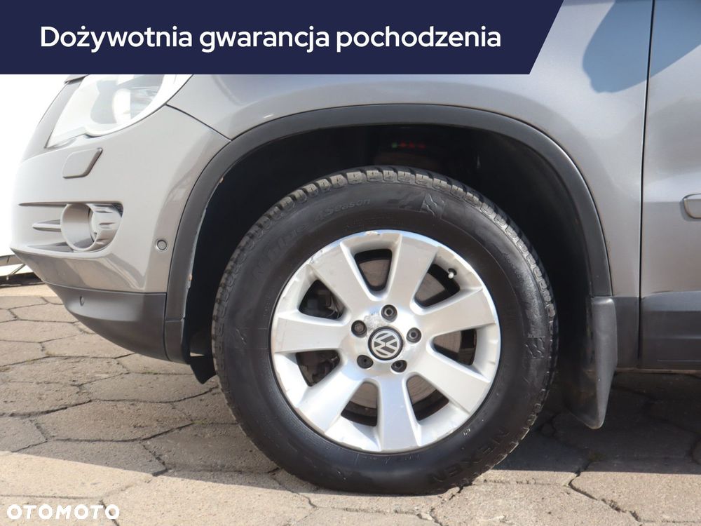 Volkswagen Tiguan - 17