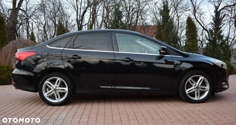 Ford Focus 1.5 EcoBoost Titanium ASS - 8