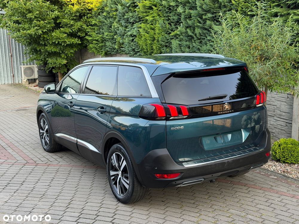Peugeot 5008 - 3
