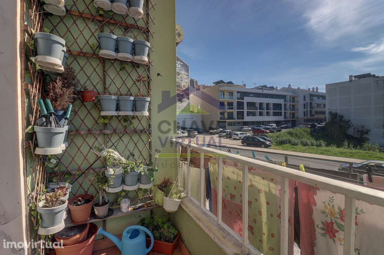 Apartamento T3 com Marquise e Varanda - Centro Caldas da Rainha - Grande imagem: 5/24