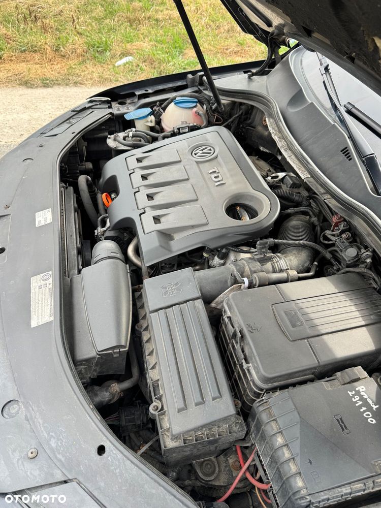 Volkswagen Passat 2.0 TDI Comfortline - 10
