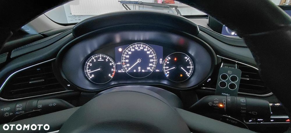 Mazda CX-30 2.0 mHEV Hikari 2WD - 11
