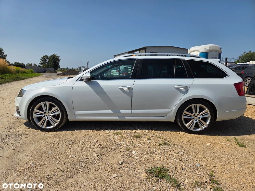 Skoda Octavia 2.0 TDI 4x4 DSG RS - 8