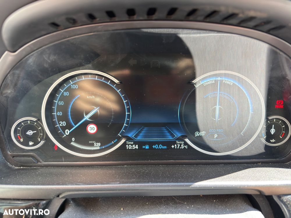 BMW Seria 5 530d xDrive AT - 20