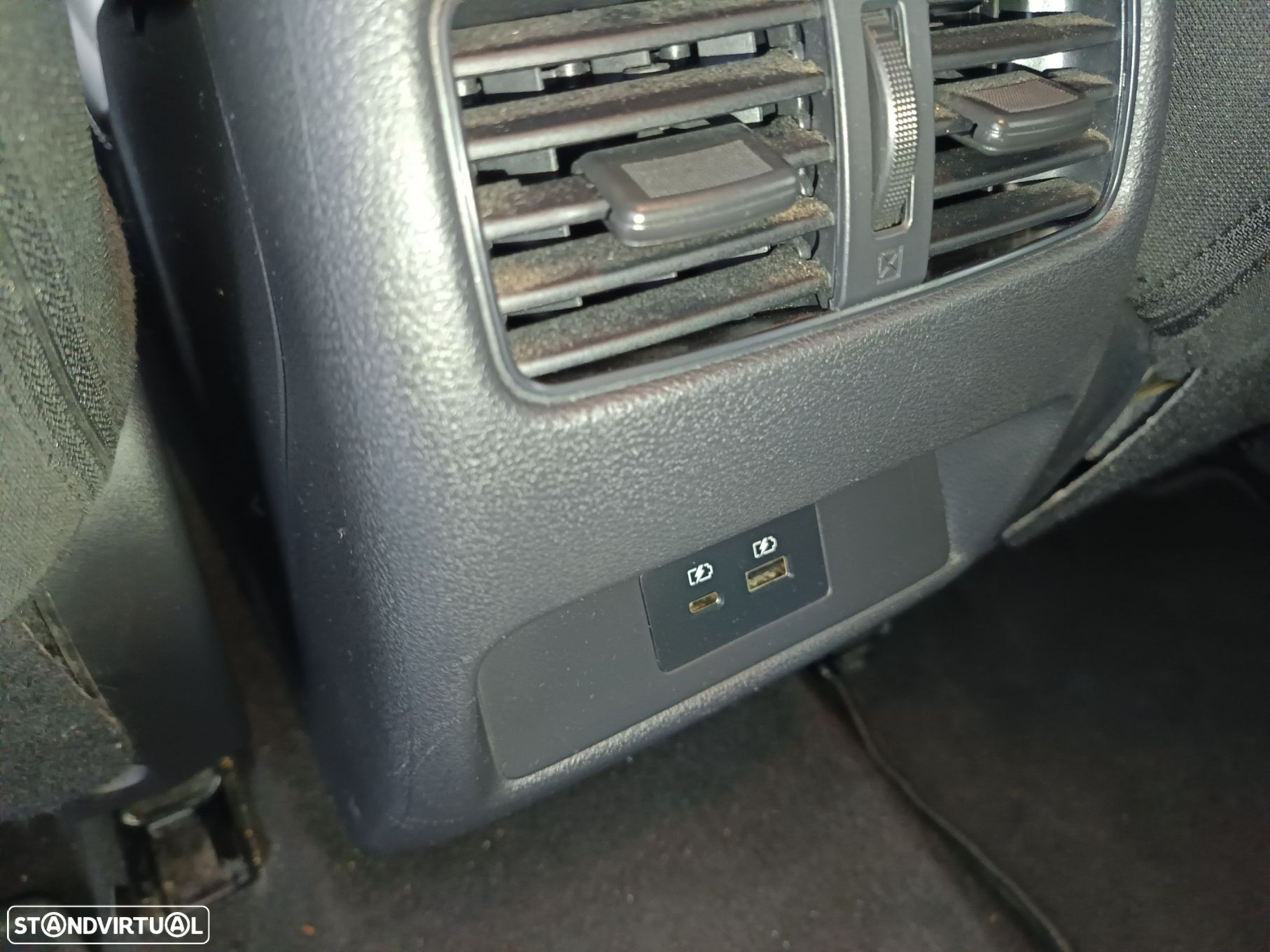 Nissan Qashqai 1.3 DIG-T N-Connecta - 37