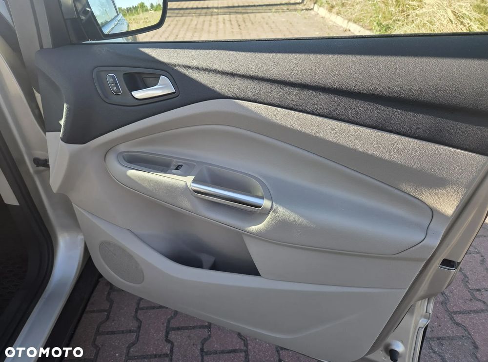 Ford Escape - 13