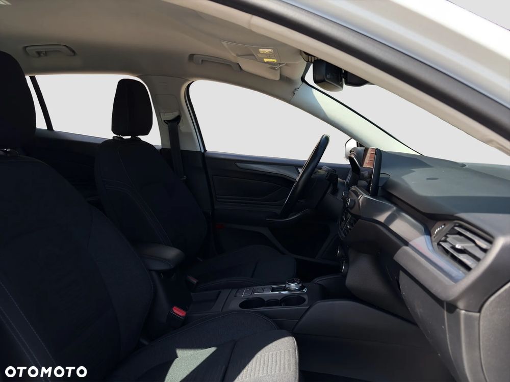 Ford Focus 2.0 EcoBlue Active Business - 18