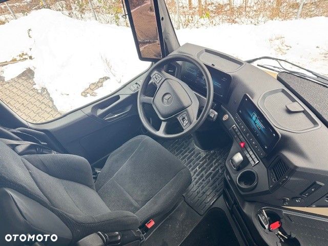 Mercedes-Benz actros - 10