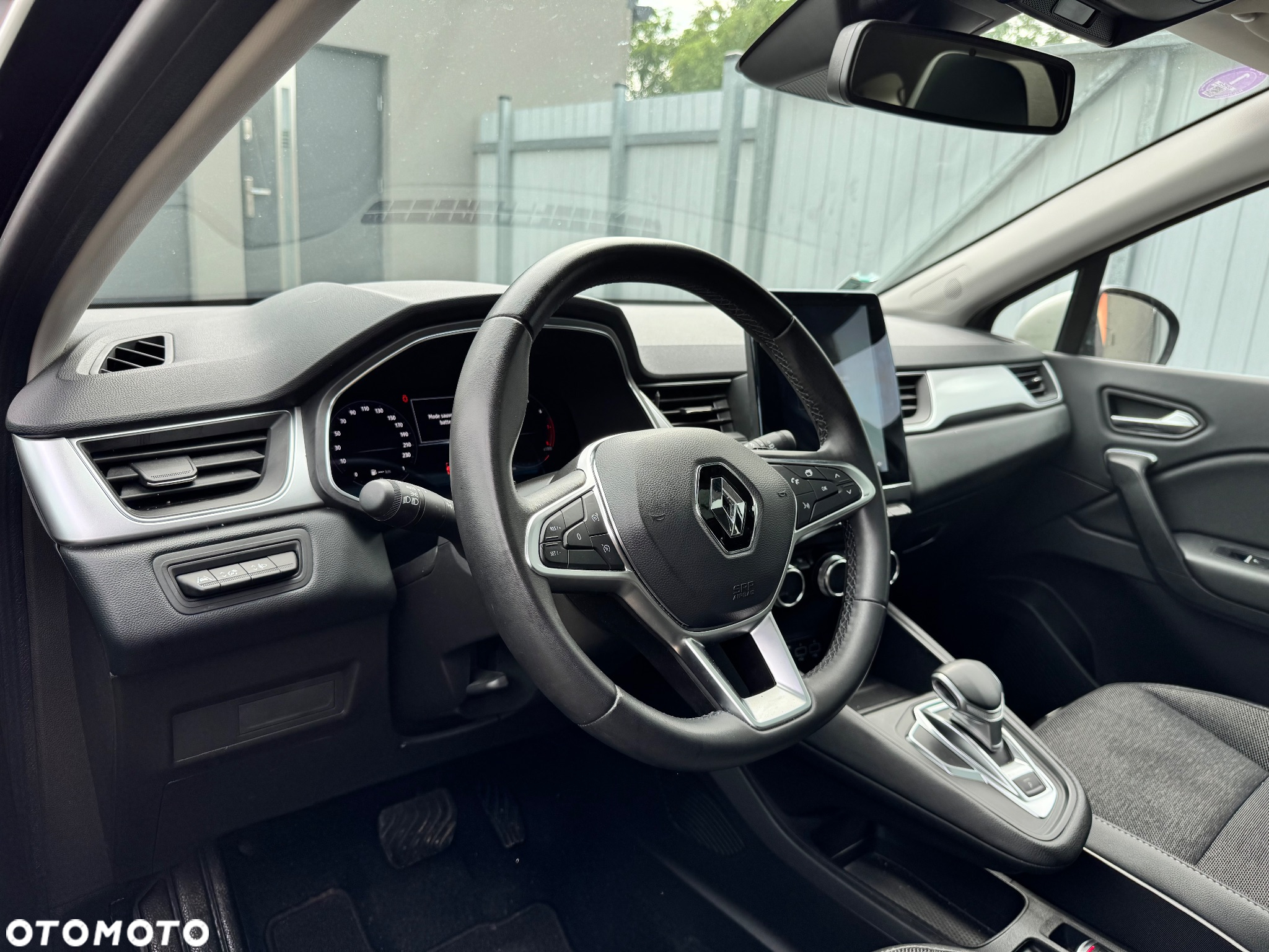 Renault Captur TCe Mild Hybrid 160 EDC TECHNO - 9