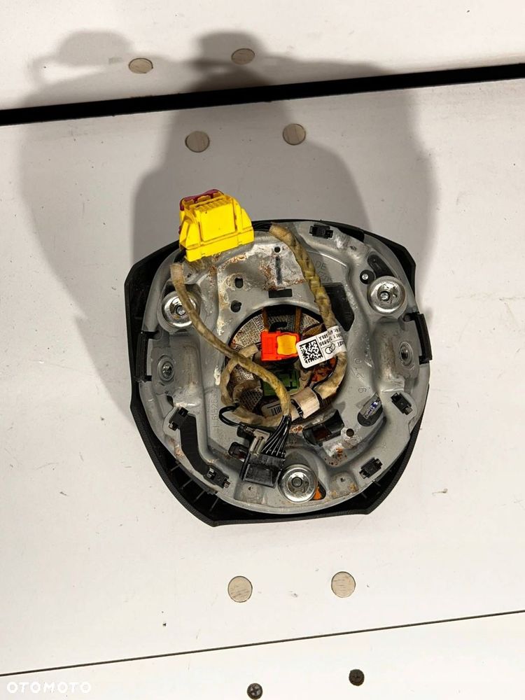 Kierownica Audi A4 S4 B7 8E 8H 2007 - 5