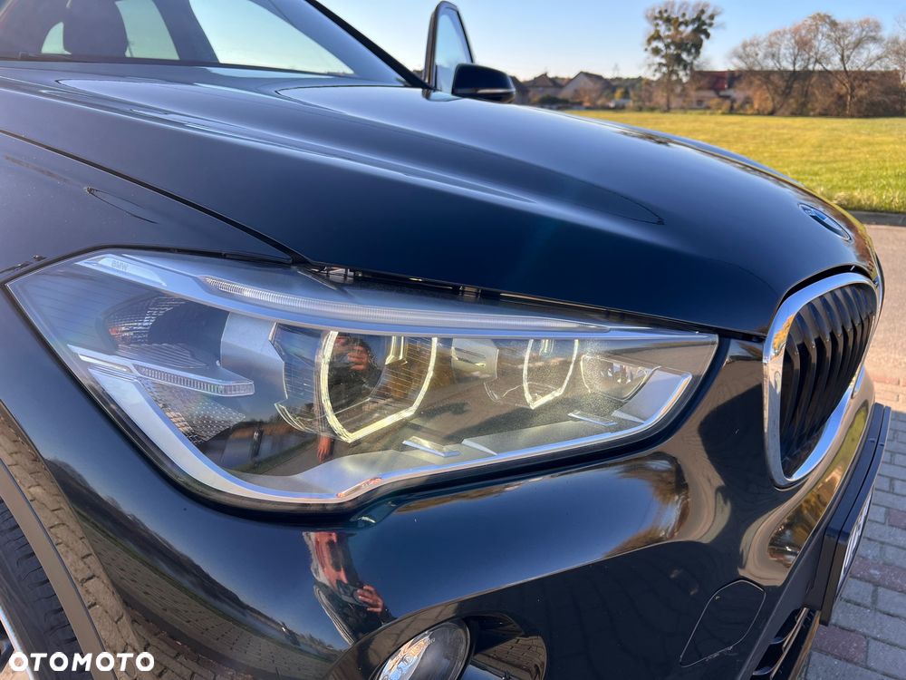 BMW X1 xDrive20d Sport Line - 16