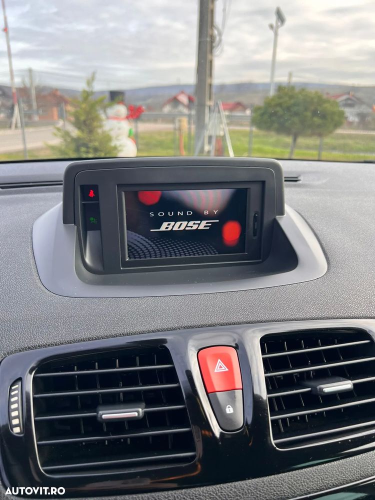 Renault Megane TCe 130 BOSE Edition - 16