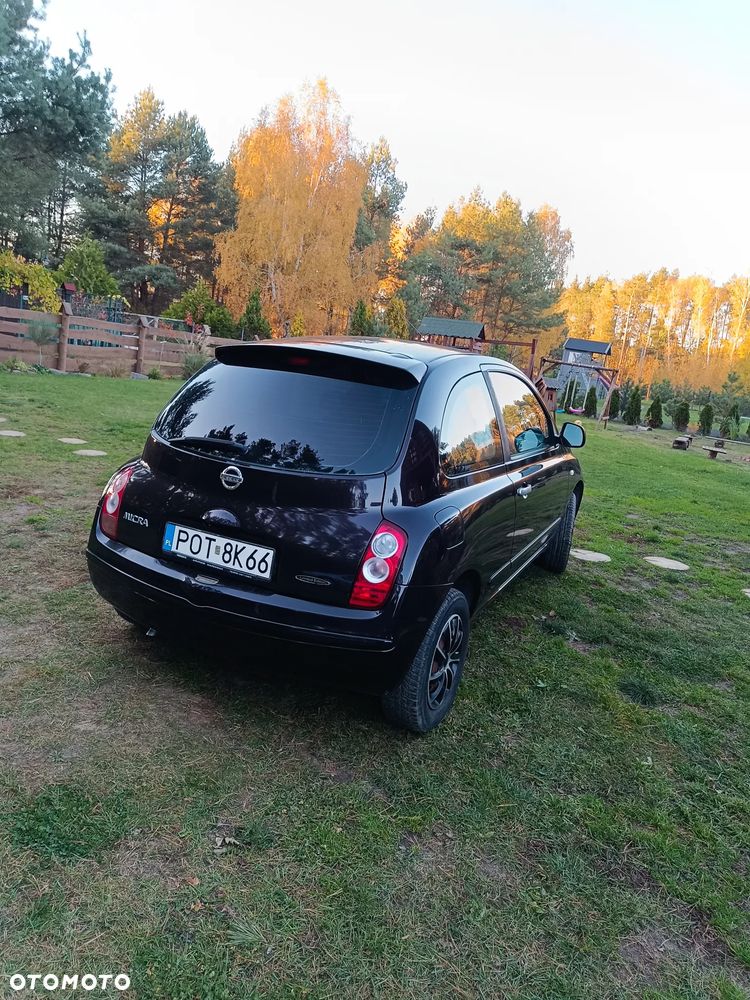 Nissan Micra 2010 photo 2