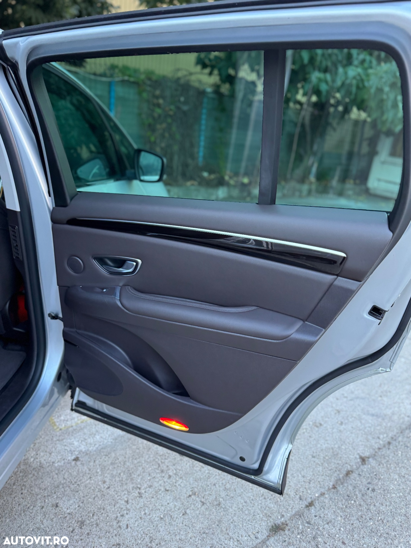 Renault Espace Energy dCi 160 EDC Intens - 17