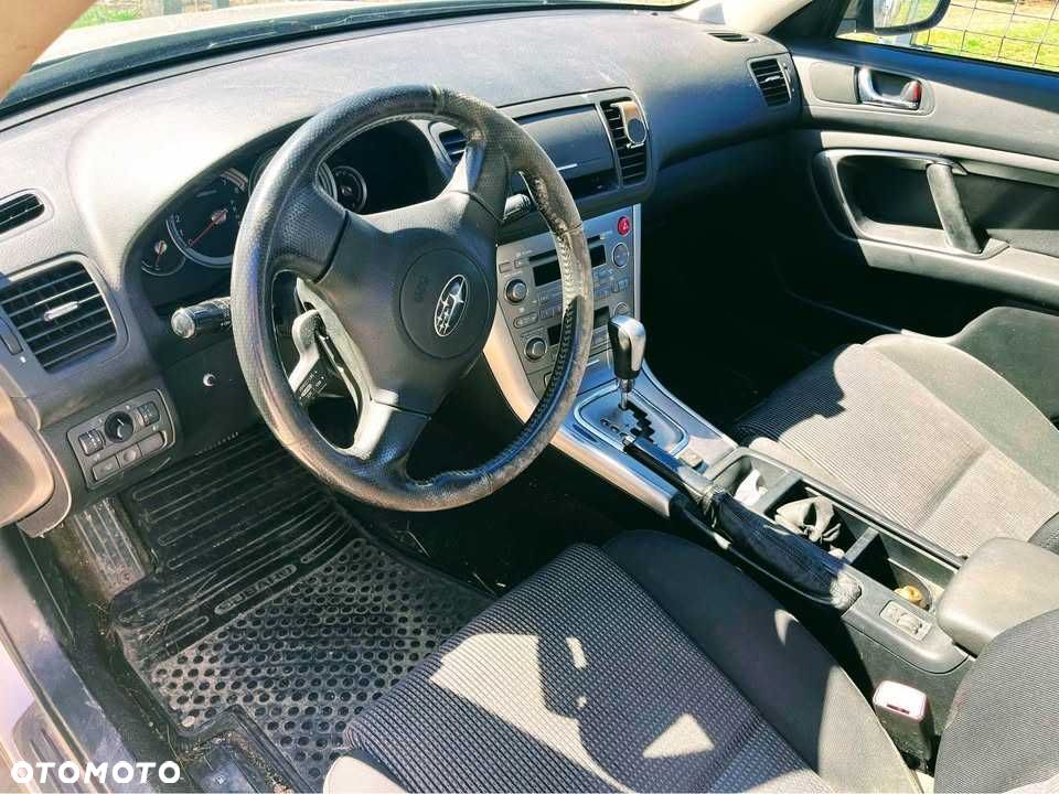 Subaru Outback - 5