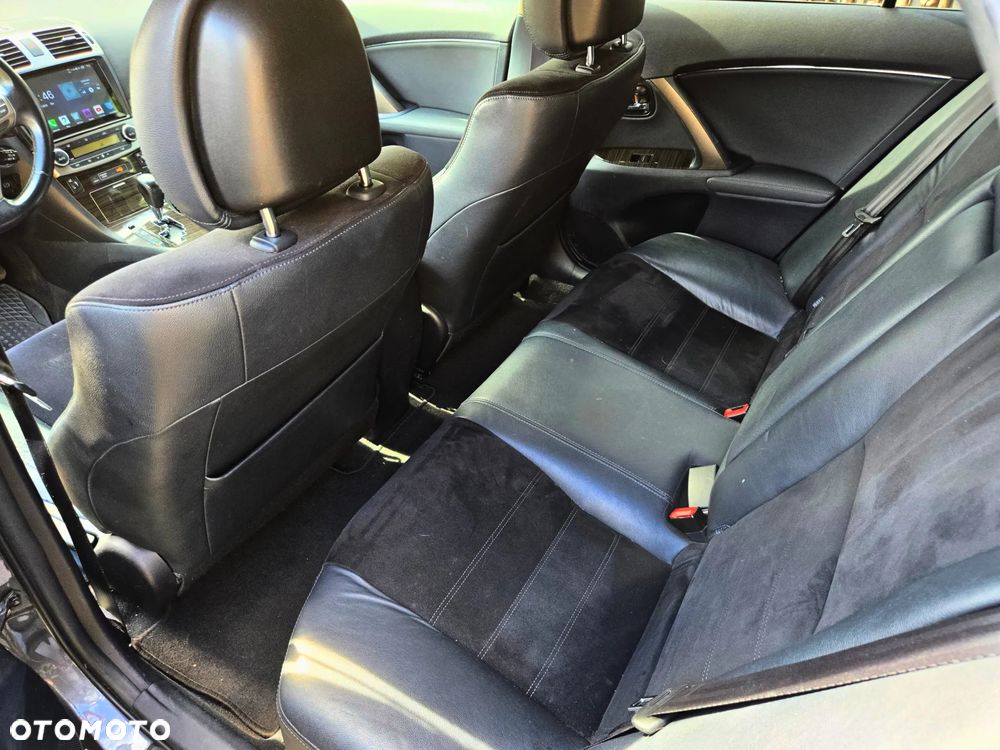 Toyota Avensis 2.0 Prestige EU5 MS - 17