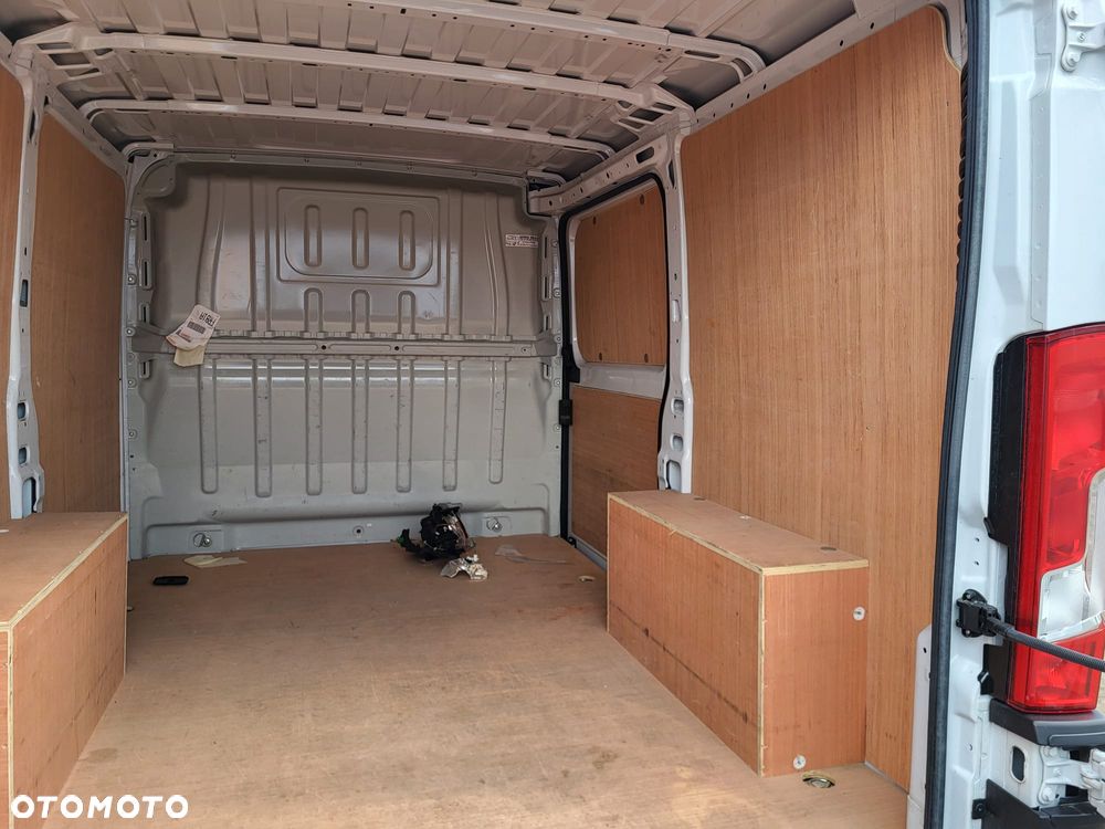 Opel Movano - 35
