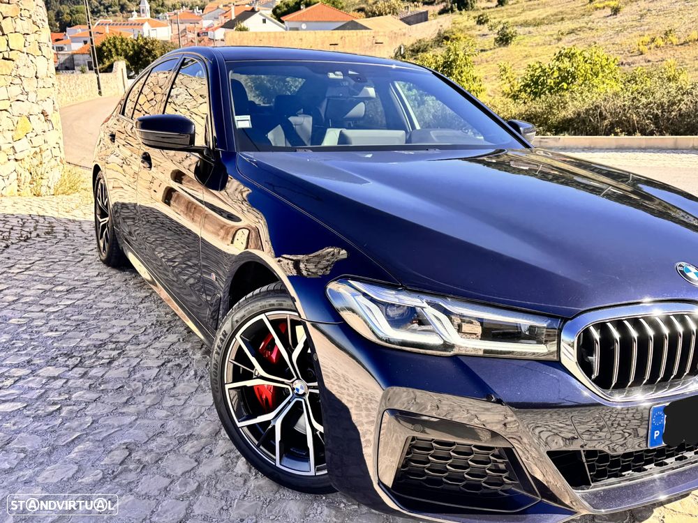 BMW 530 d Pack Desportivo M Auto - 1