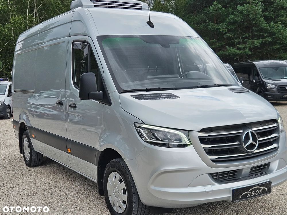 Mercedes-Benz SPRINTER 319CDI V6 L2H2 Chłodnia / Mroźnia 30tyś km SalonPL FV23% - 16