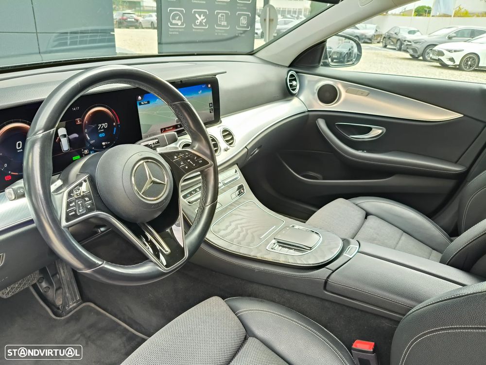 Mercedes-Benz E 300 de Avantgarde 4Matic - 9