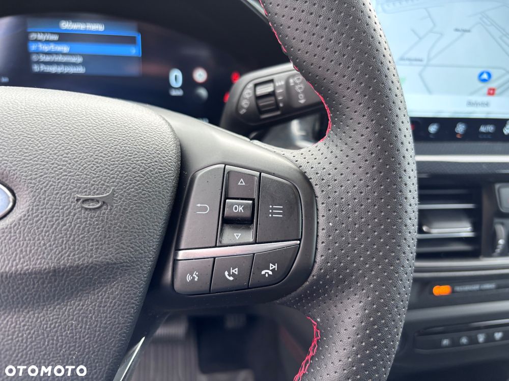 Ford Focus 1.0 EcoBoost mHEV ST-Line X - 29