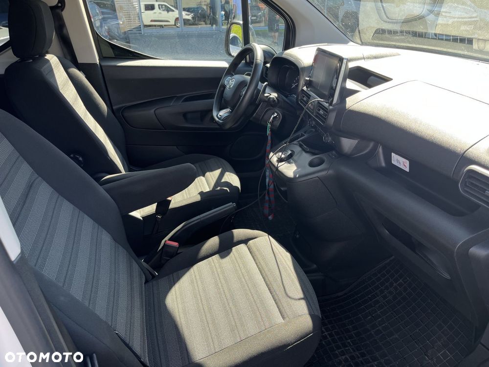 Toyota PROACE CITY - 21
