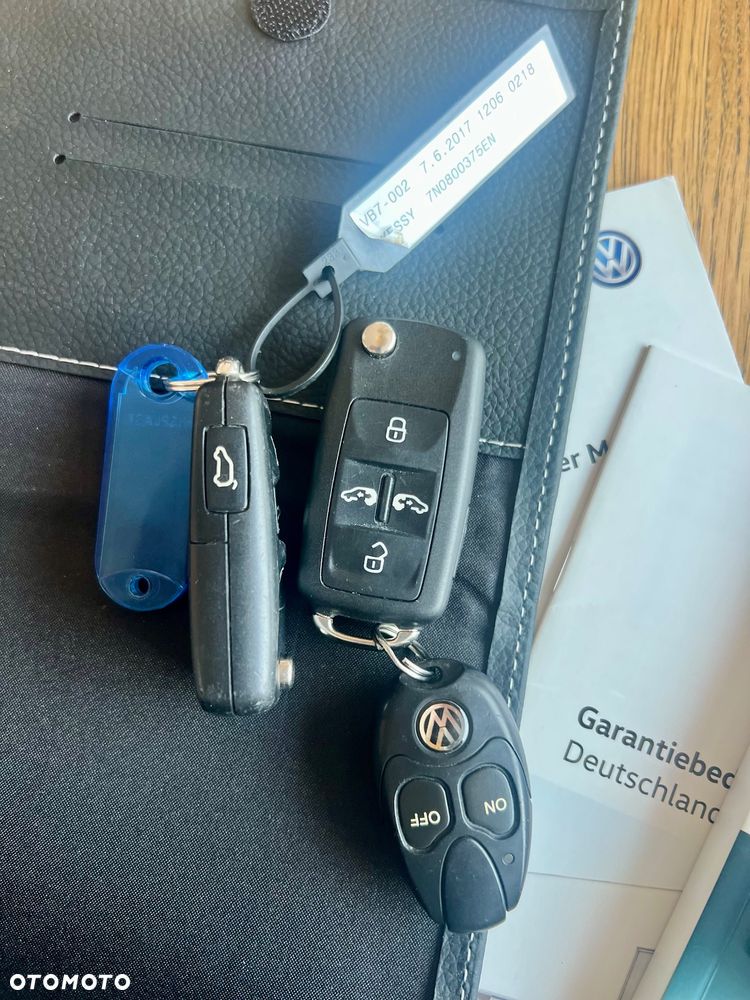 Volkswagen Sharan 2.0 TDI BMT Comfortline DSG - 23