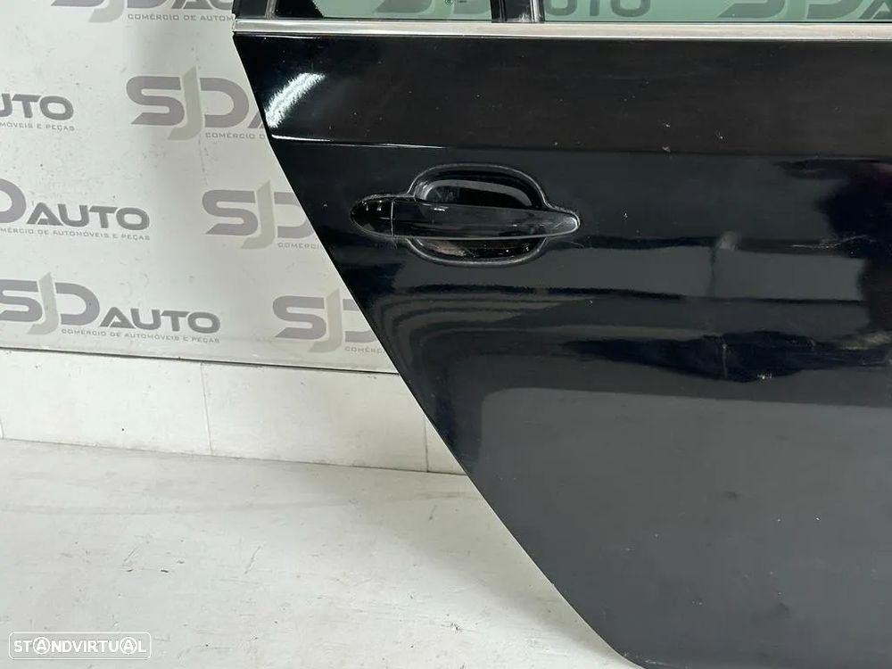 Porta Frente / Trás - BMW Série 5 (E60 / E61) - 13