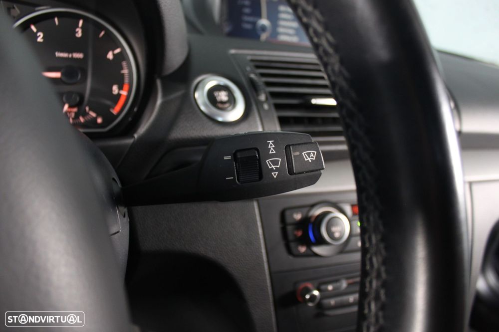 BMW 118 d Line Sport - 28