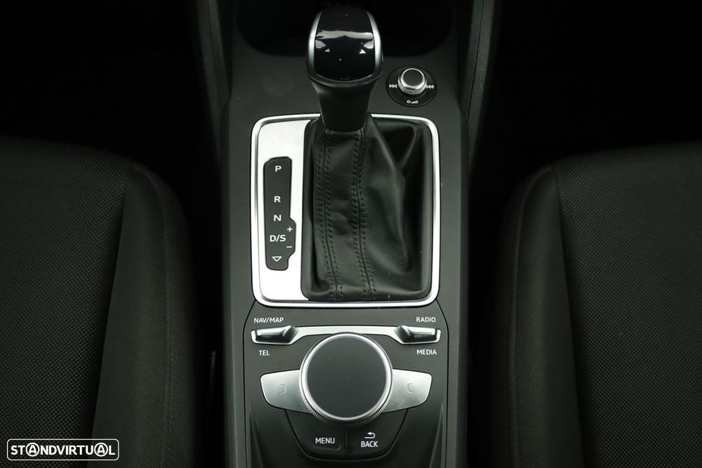 Audi Q2 35 TFSI Advanced S tronic - 14
