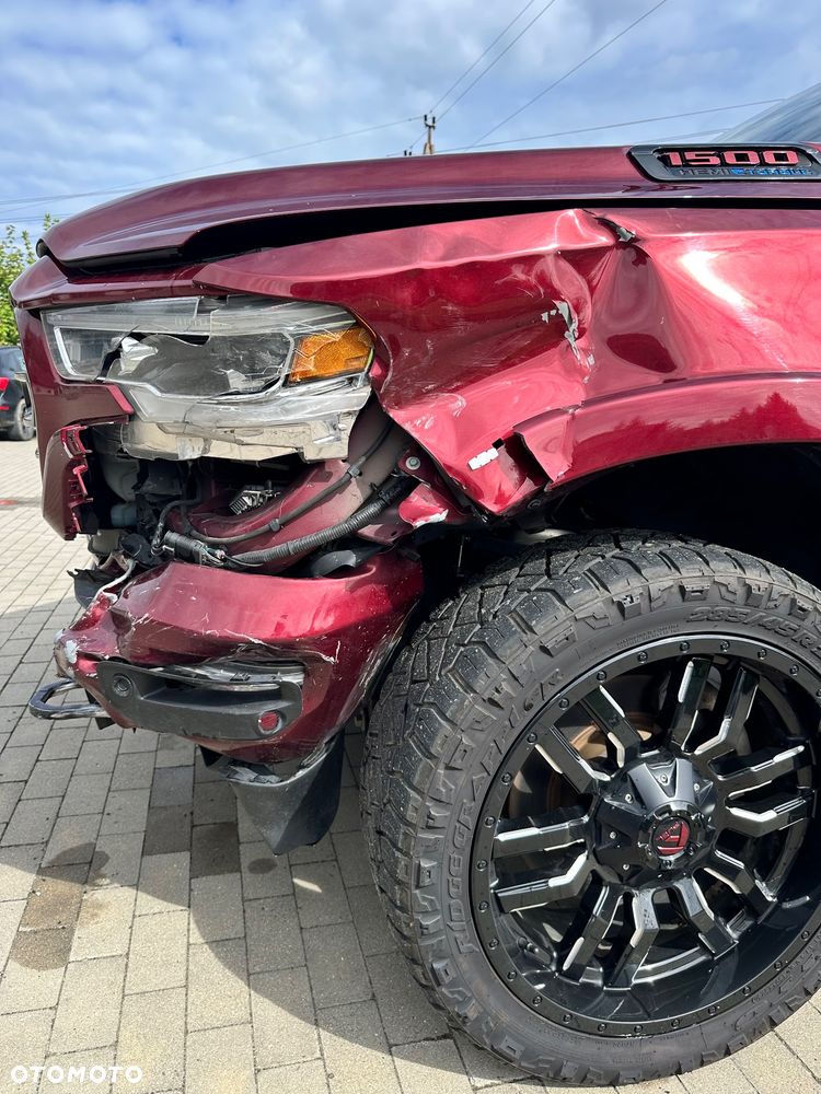 RAM 1500 5.7 Crew Cab Limited - 34